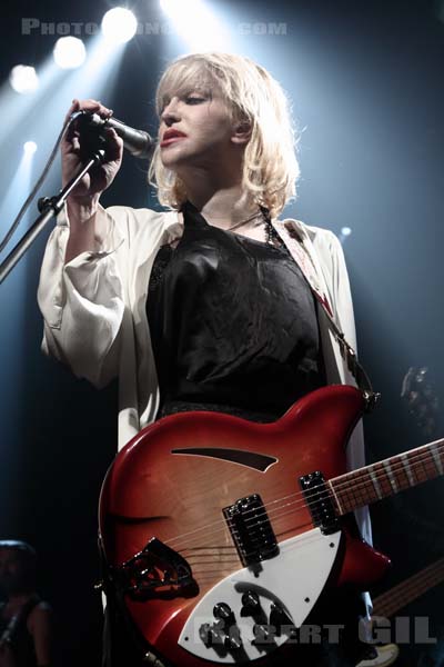 HOLE - 2010-08-25 - PARIS - Le Bataclan - 